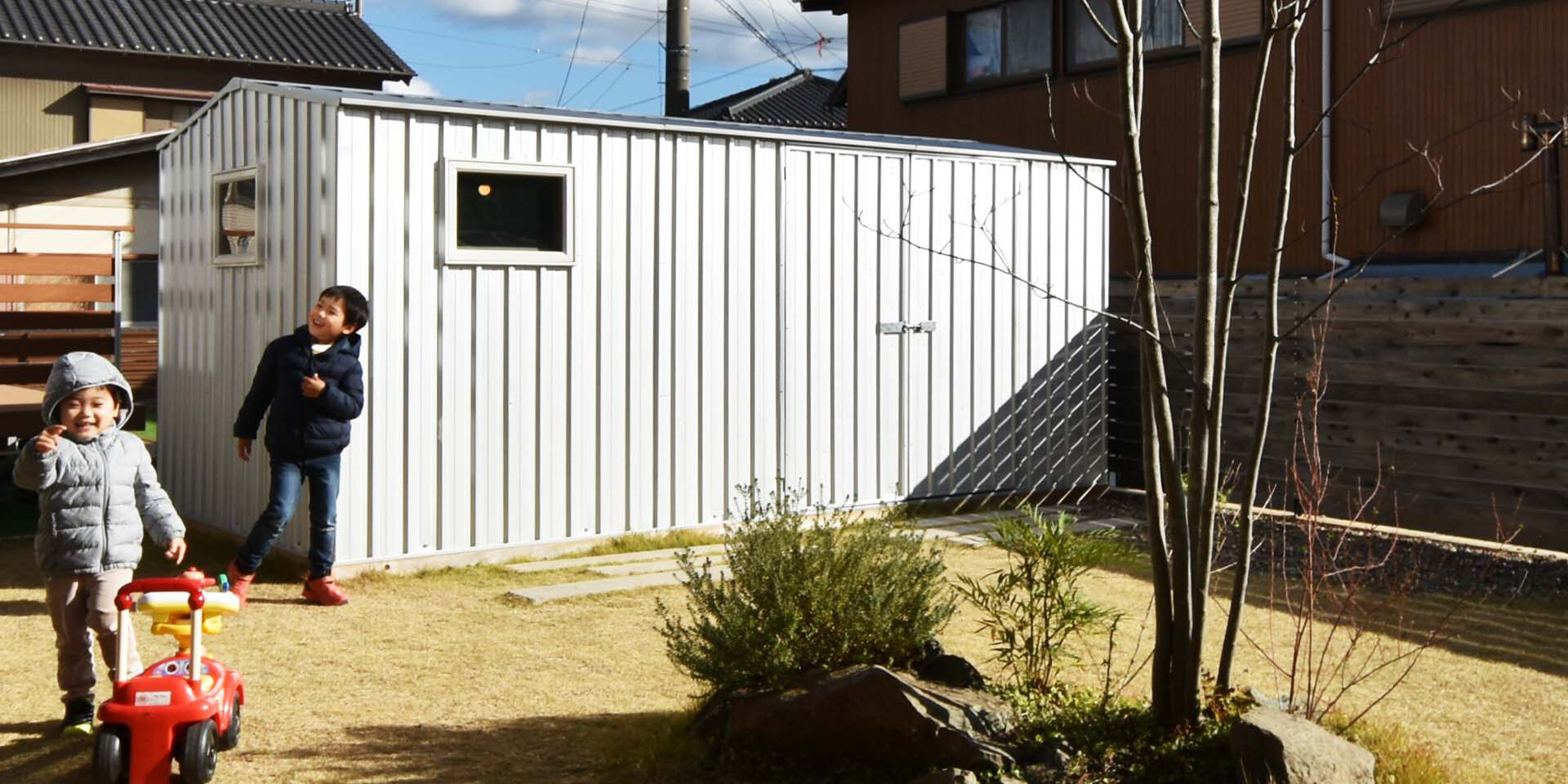 おしゃれな大型倉庫