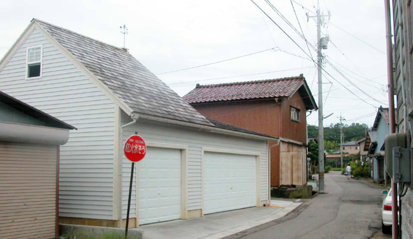 ガレージ garage
